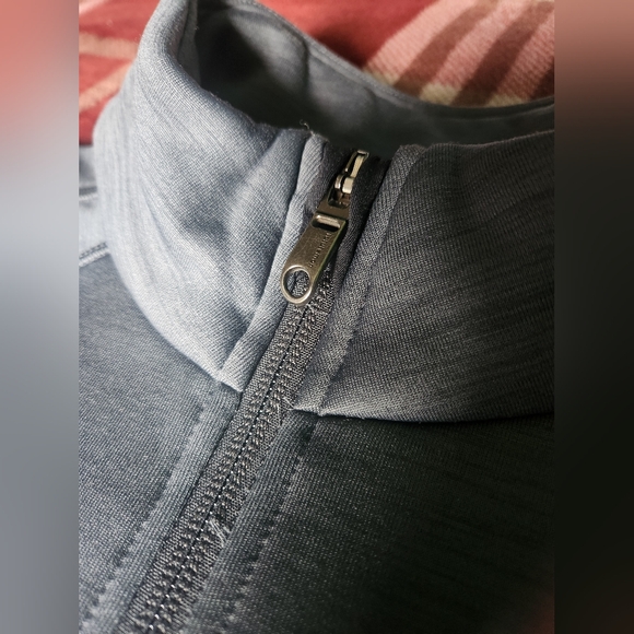Lululemon Heathered Jay Grey Men's 1/2 Zip Pullover - Picture 6 of 10